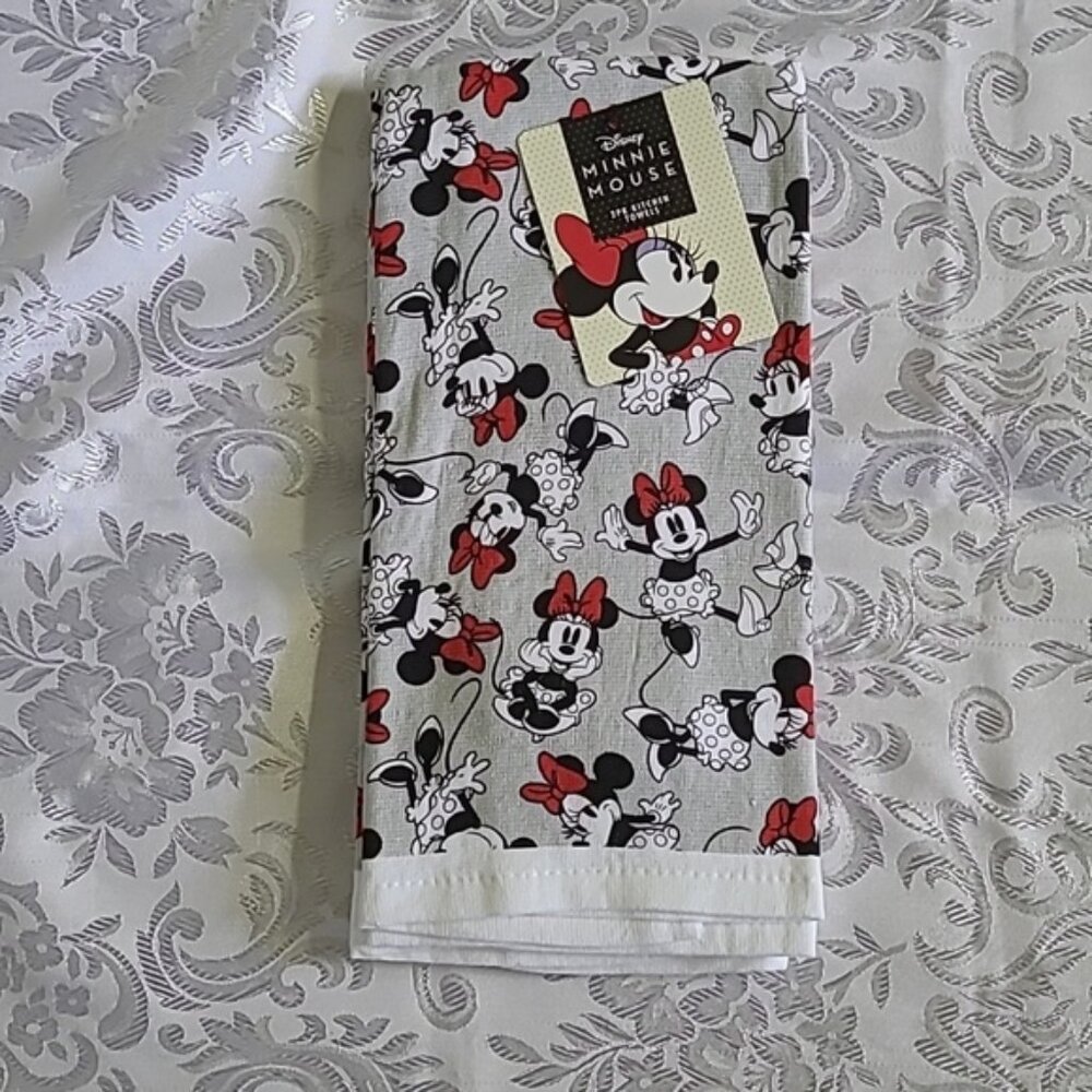 Disney Minnie Mouse 'Strike A Pose' Disney 2-pack Kitchen Towels - NWT